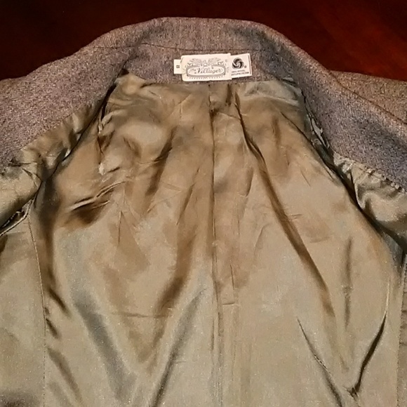 Women's Wool Blazer - Picture 6 of 6